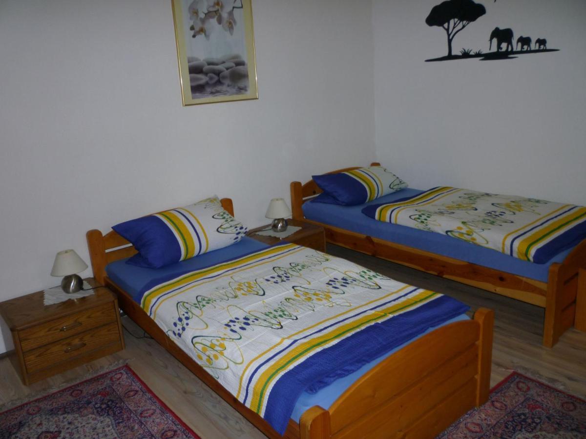 Gasthaus - Pension Am Buchberg Monchsdeggingen Zewnętrze zdjęcie